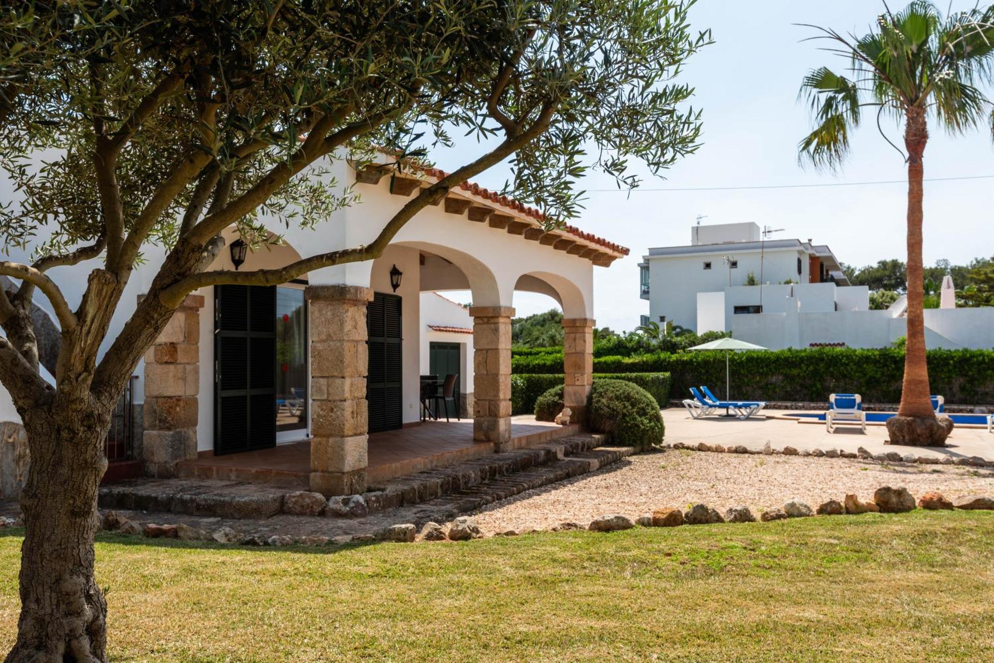 Villa Binisaret I By Mauter Villas 卡拉布兰卡 外观 照片