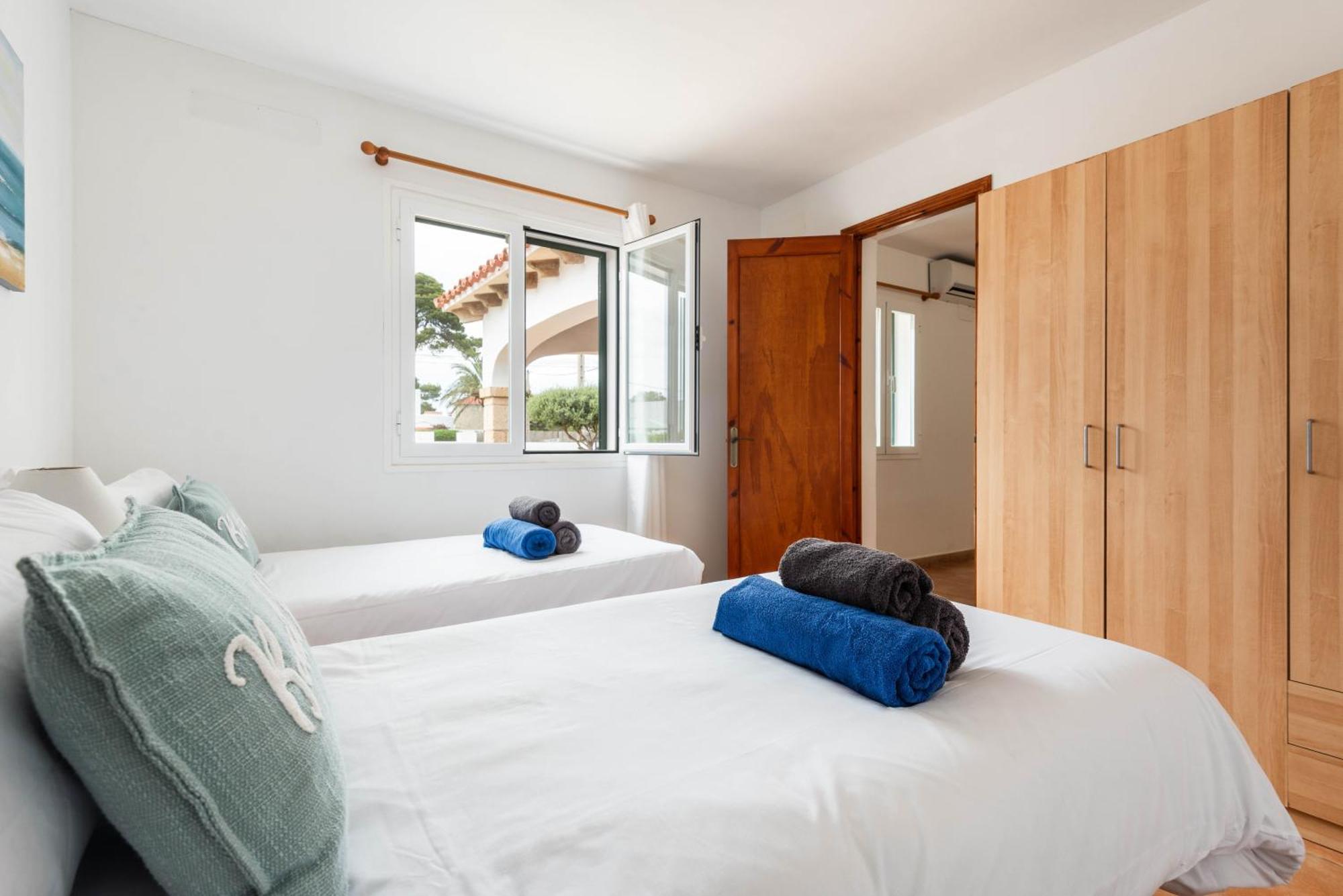 Villa Binisaret I By Mauter Villas 卡拉布兰卡 外观 照片
